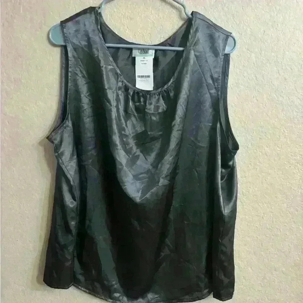 NWT Le Suit Separate